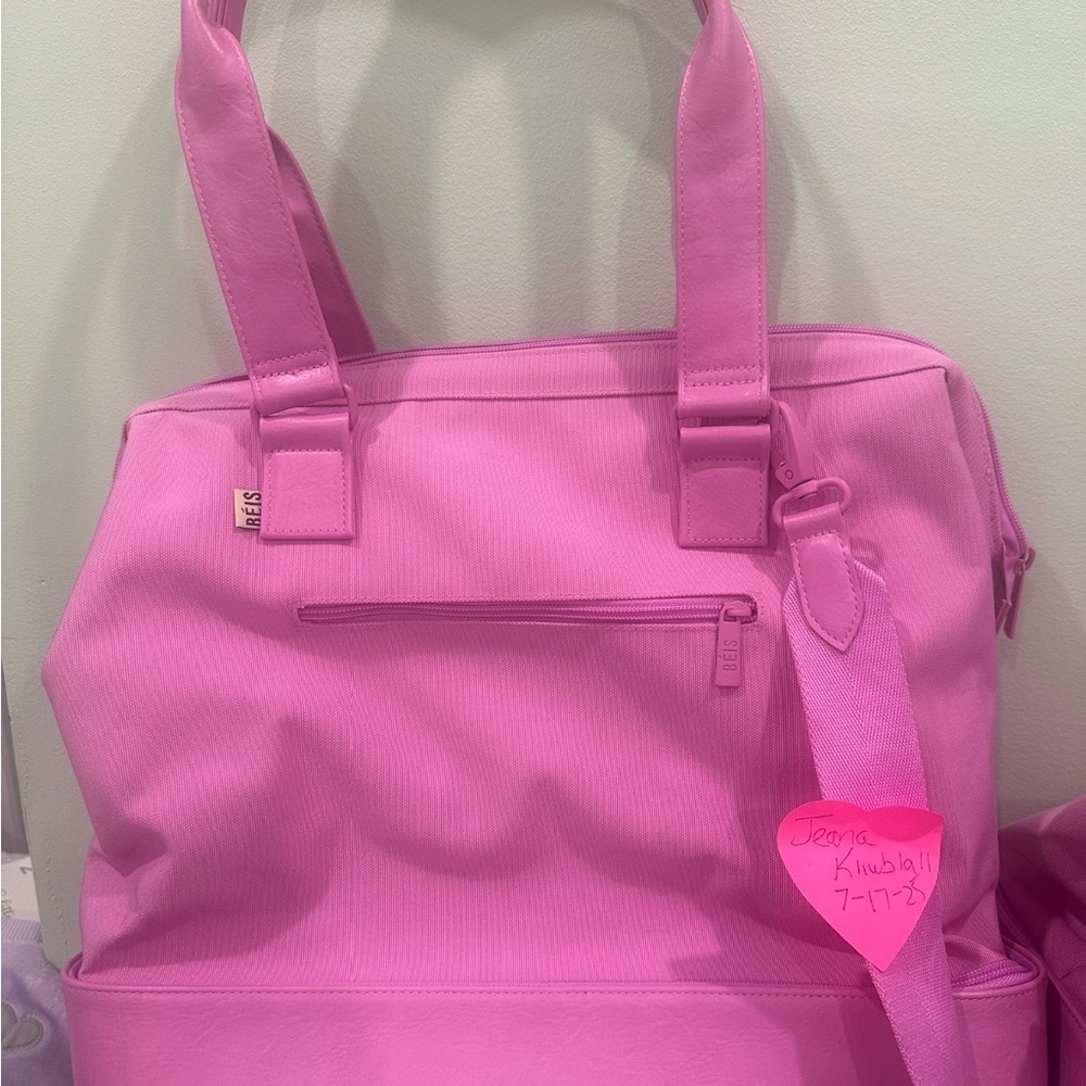 Beis Berry mini weekender